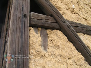 Hrázděné konstrukce a 3 typy hrázdění 3 Detail hrázděné stodoly domu č. p. 51