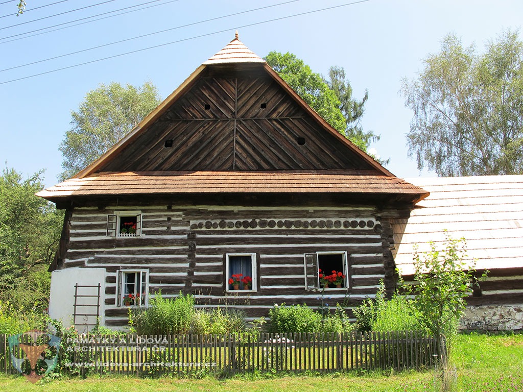 Vernacular architecture and houses in the Czech Republic - famed and unknown masters 1 Granary house as an example of vernacular architecture in the Czech Republic