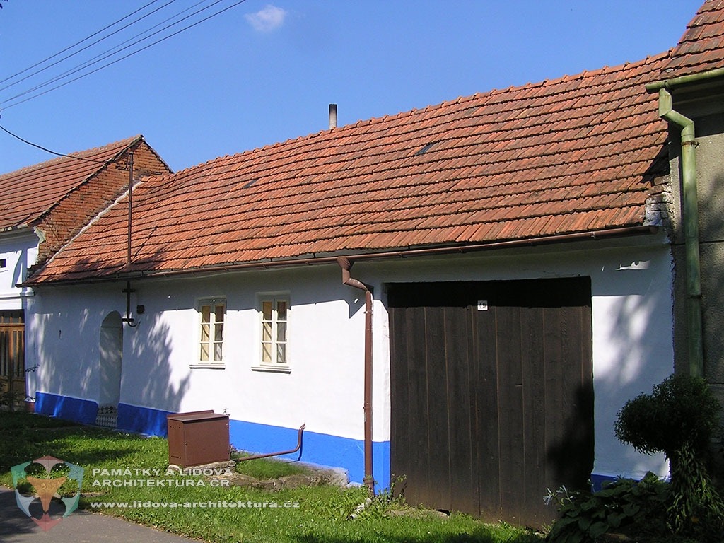 Omítaný přízemní dům ve Vlčnově