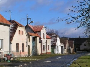 Středočeský kraj - 10 památkových rezervací a 26 památkových zón na území Středočeského kraje 7 Obec Rousínov na okrese Rakovník ve Středočeském kraji