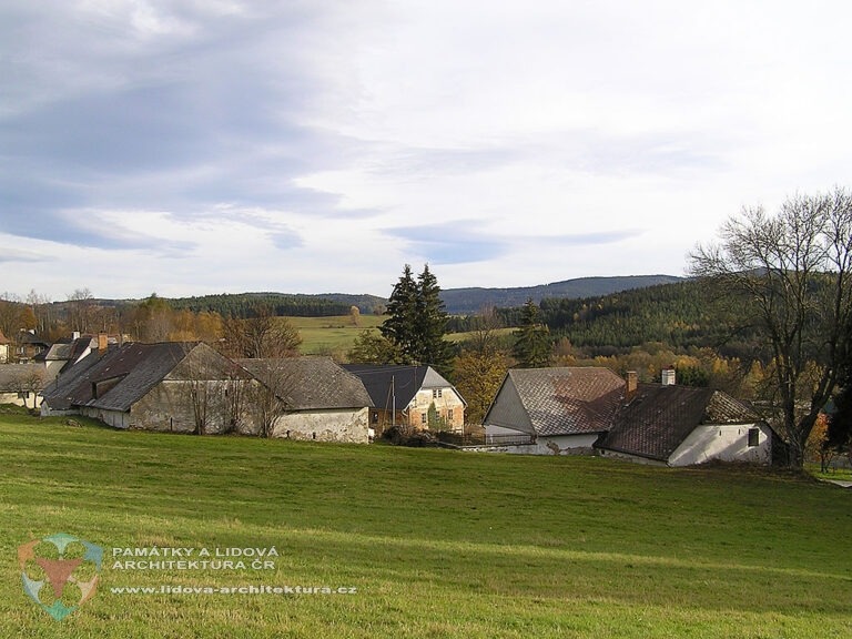 Památková rezervace Stachy na hranici CHKO Šumava